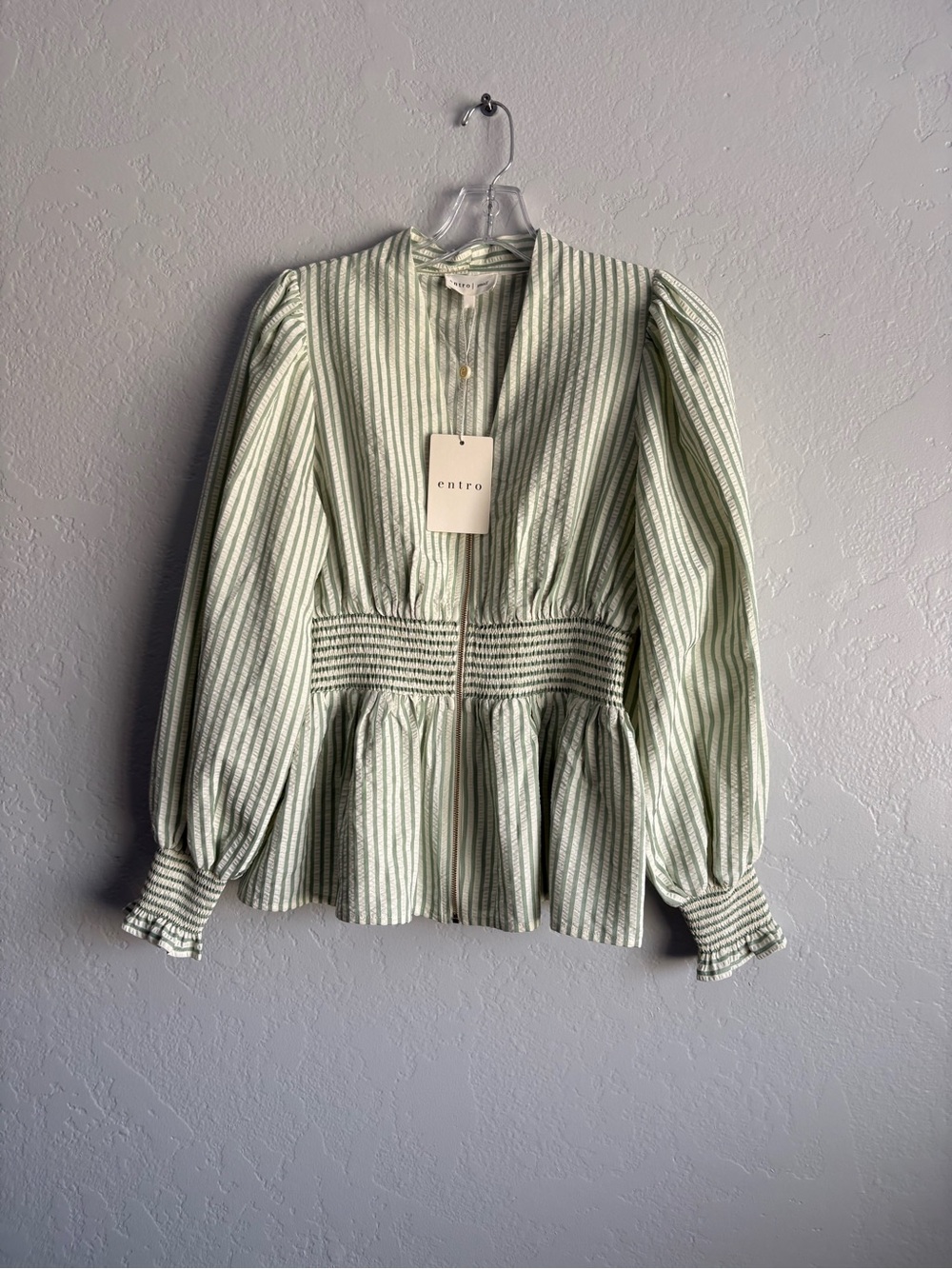 ❤️NEW entro Sage and White Striped Peplum Blouse